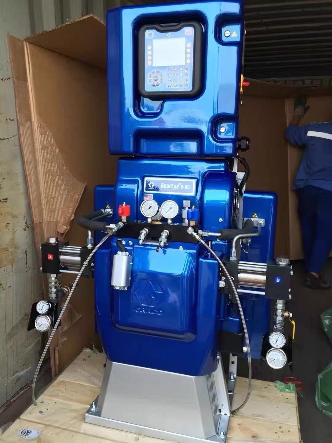 Reactor 2 H-40 Spray Foam Proportioner System - 4